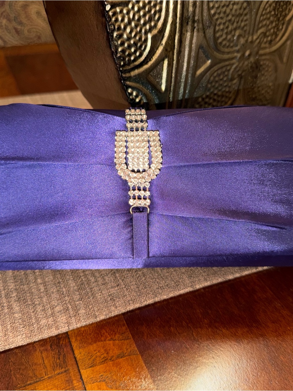 Elegant Purple Rhinestone-Embellished Women's Clutch